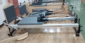 Aluminium pilates reformer